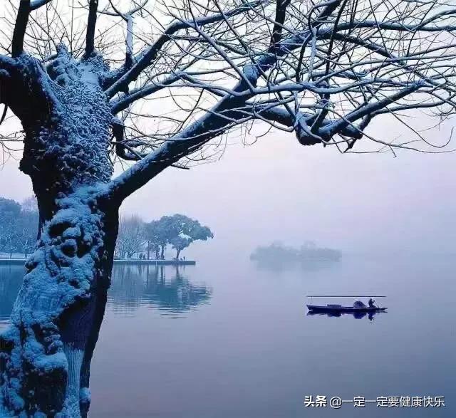 去来江口守空船 绕船月明江水寒
