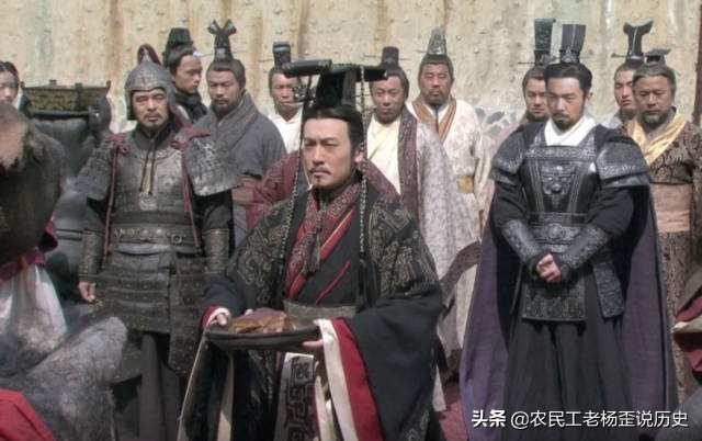 秦始皇简介（秦始皇简介是什么朝代）