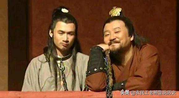 秦始皇简介（秦始皇简介是什么朝代）
