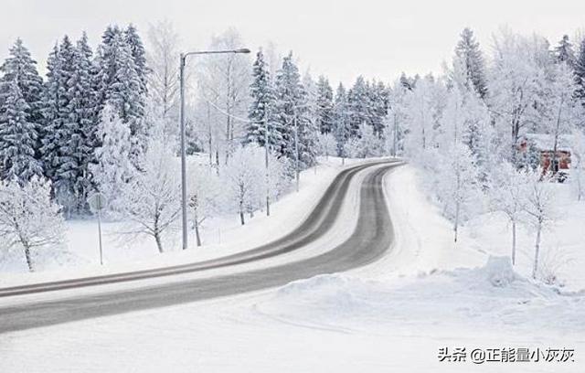 描写雪景的古诗文名句_描写雪景的古诗20首